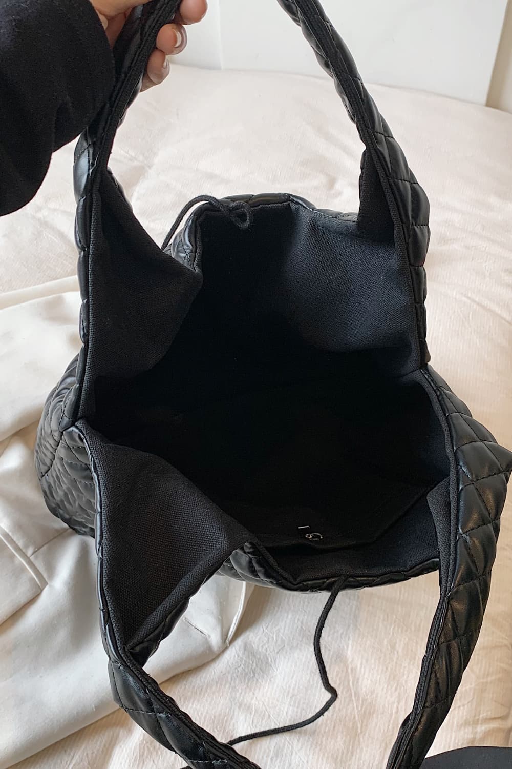 Large Handbag for All-Day Comfort!